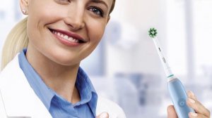 Электрическая зубная щетка Braun Oral-B Pro 3 3000 (D 505.513.3)