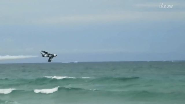 Пилот Летит на Экстремально Низкой Высоте смотреть онлайн