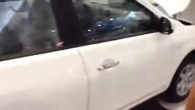 Nissan Almera (Sunny/Versa/Latio) N17 in SM Center Muntinlupa смотреть онлайн