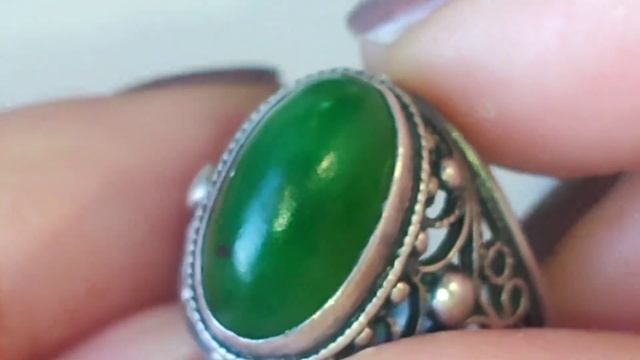 Винтаж СССР кольцо с нефритом 17,5 размер, серебро 875, Свердловск смотреть онлайн