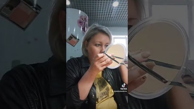 Обзор туши "Гипнотический взгляд" каталог 10 Avon смотреть онлайн