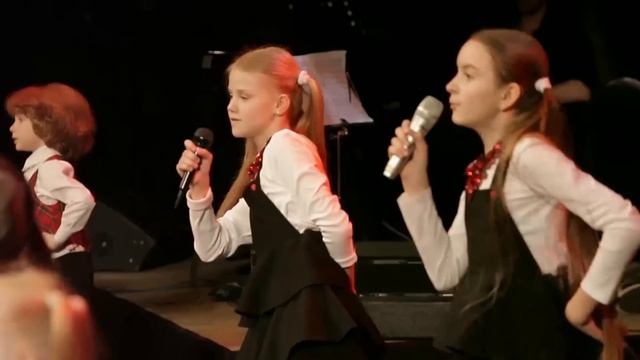 Детский хор "Имена Продакшн" – "Веселый ветер" (Я Верю 2015) смотреть онлайн