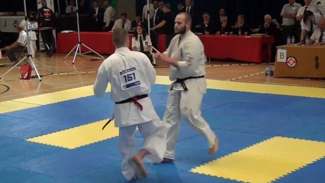 British Karate Kyokushinkai 8th Cup of Europe Artur Tilov v Eivind Naerland смотреть онлайн