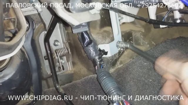 Снятие ЭБУ (Блока Управления Двигателем) Nissan Patrol ZD30 смотреть онлайн