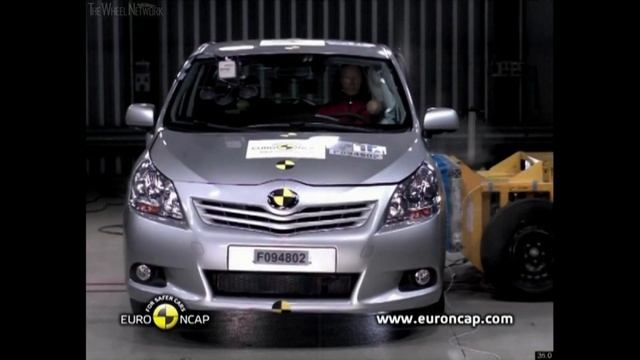 Toyota Verso Crash Test Euro NCAP | 2010 Ratings смотреть онлайн