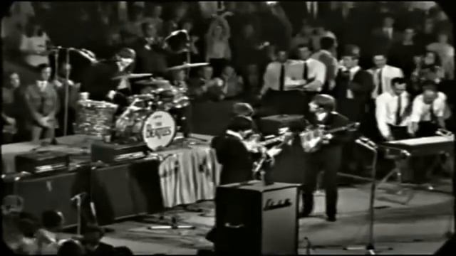 The Beatles Yesterday (Live) HD смотреть онлайн