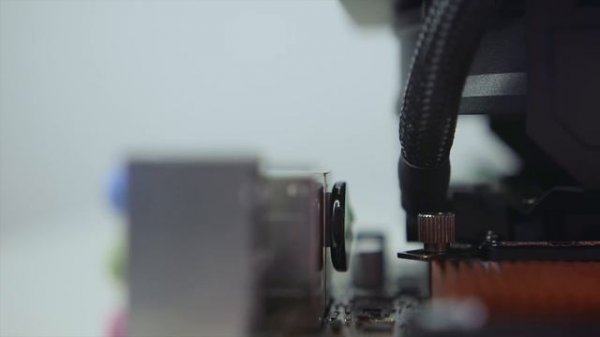 They SHRUNK an AIO Cooler! The MasterLiquid Maker 92