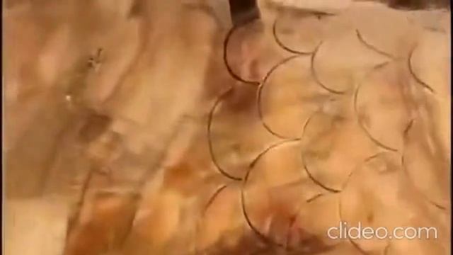 Сделал из старого пня очень красивую скульптуру. смотреть онлайн