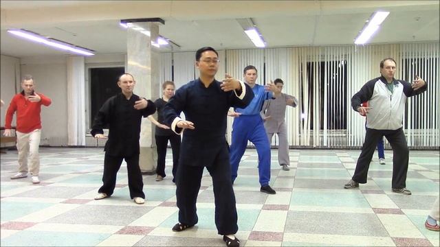 13 ши. 1-ый Ши - Пэн. Группа. Основные формы / тенденции тайцзицюань. смотреть онлайн