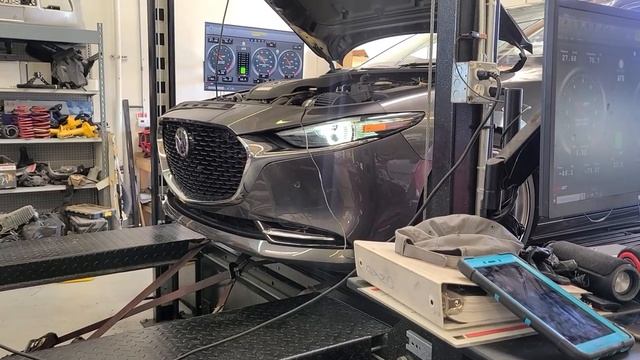 Mazda 3 Turbo Dyno Runs, DRtuned OEM+ validation runs смотреть онлайн