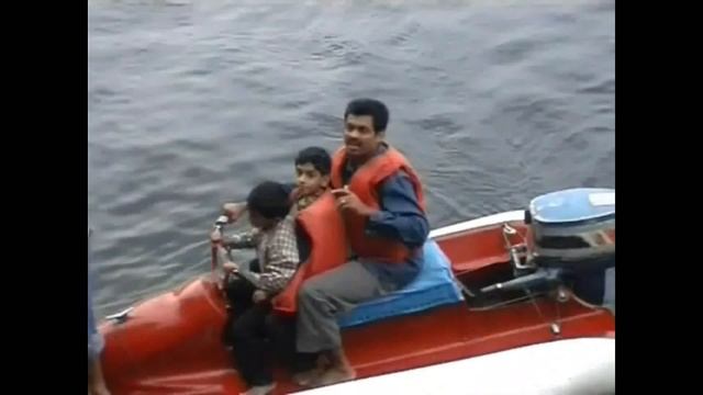 Amz Video Song...jet Ski Riding @ Lake Toba 2007