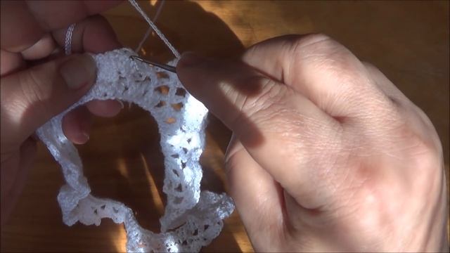 Вяжем крючком - кофточка с широкой круглой кокеткой. Часть 1 смотреть онлайн