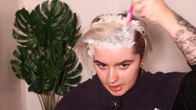 Dying My Hair NEON Orange!! | Bleach London Tangerine Dream?