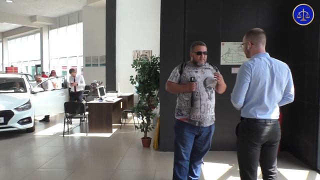 «КАМЕРУ УБЕРИ, ПОЙДЕМ ВЫЙДЕМ!» Дерзкие продавцы в автосалоне ЕКБ Авто.
