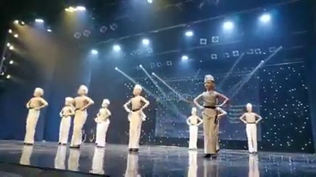 "Яблочко" Хореографическая студия "Гранд Па" Севастополь смотреть онлайн