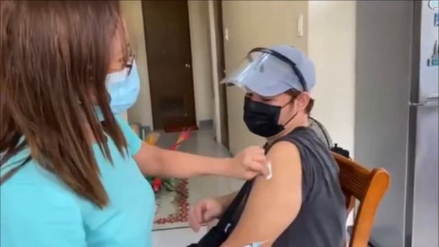 Getting Pneumonia Vaccine (Prevenar 13) 💉