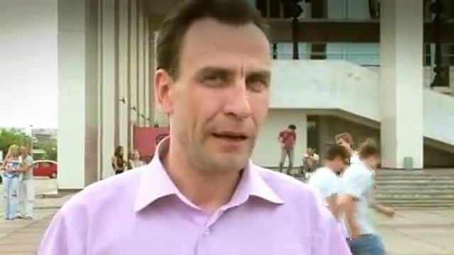 Всемирный день поцелуя - Я хочу здесь жить - 59.ru.flv смотреть онлайн