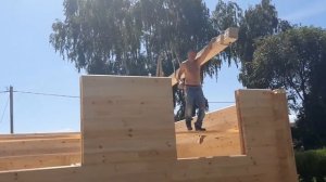 Дом из бруса своими руками . Сборка дома за 1.5 дня . Профилированный брус.