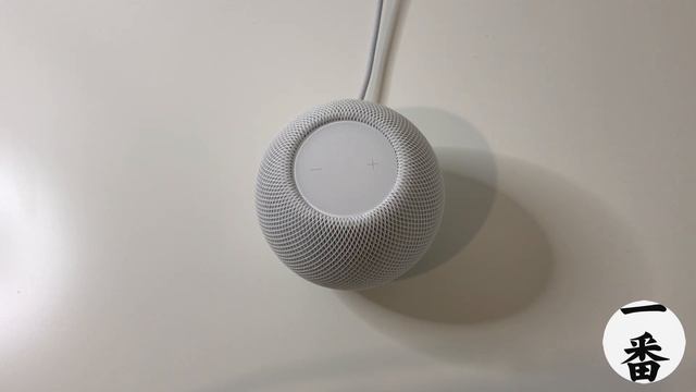 HomePod Mini and Travel Case Unboxing, Review, Tips and Tricks. Is it a portable speaker in 2021? U смотреть онлайн