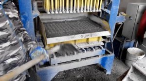 Процесс изготовление шлакоблоков/The process of manufacturing cinder blocks