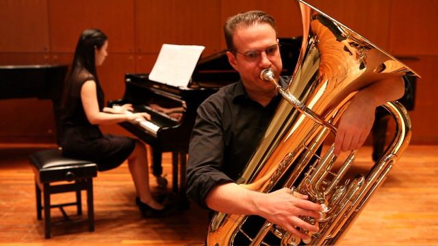 Paul Luxenberg J.S. Bach A Minor Concerto with Illie Ng Piano смотреть онлайн