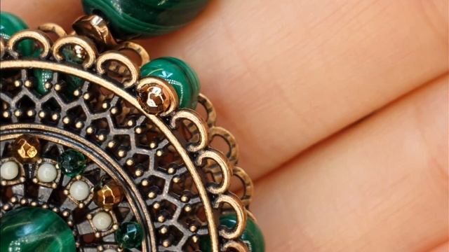 ?Колье из малахита смотреть онлайн