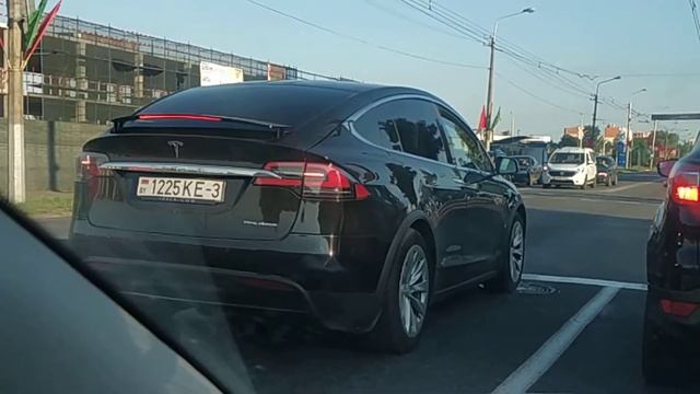 Tesla Model X в Гомеле. смотреть онлайн