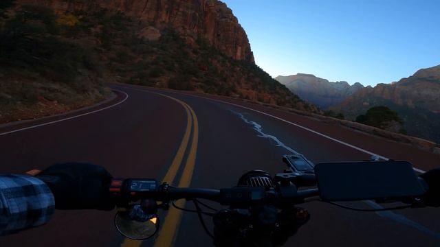 Riding the Tunnels at Zion National Park | Cross Country Road Trip | Sur Ron X Black Edition смотреть онлайн