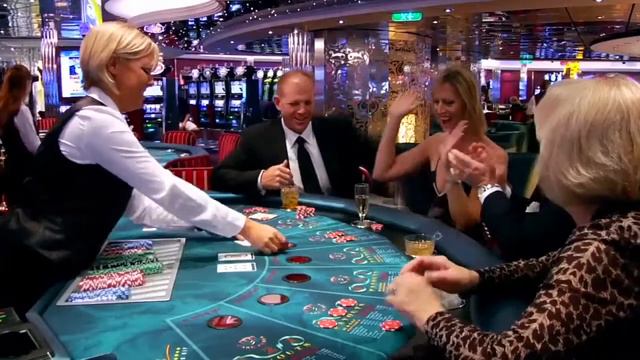 Круизный лайнер Allure of the Seas, Royal Caribbean. смотреть онлайн
