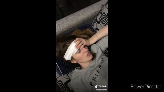 Когда болит голова. { Прикол }