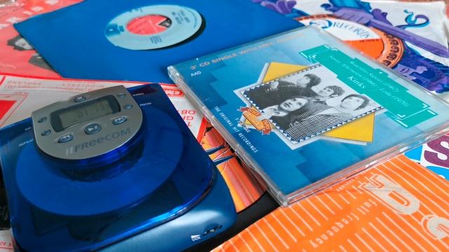 Waterloo Sunset ~ Kinks ~ Old Gold 3" Mini CD Single ~ Freecom Beatman-II Mini CD MP3 Player смотреть онлайн
