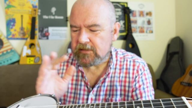 Got A Ukulele Reviews - Barnes and Mullins UBJ2 Banjo Ukulele - 4K смотреть онлайн