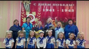 «Бескозырка белая» - слова: Зинаида Александрова (1936 г.), музыка: Исай Галкин