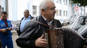 Гармонист  Николай Артёмов г.Орёл