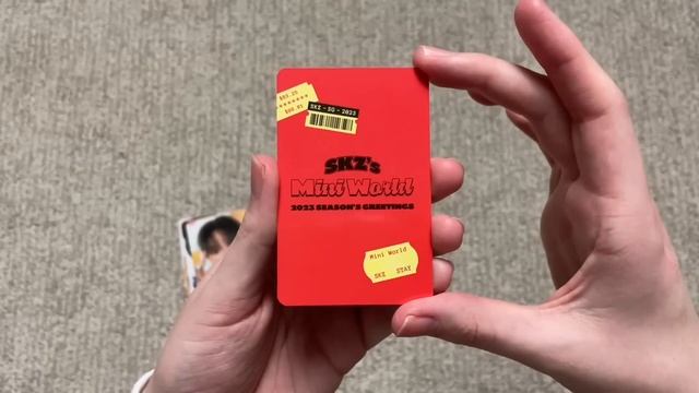 ♡Unboxing Stray Kids 스트레이키즈 2023 Season’s Greetings SKZ’s Mini World♡ смотреть онлайн