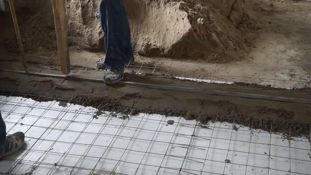 Полусухая стяжка вручную. Все подробности