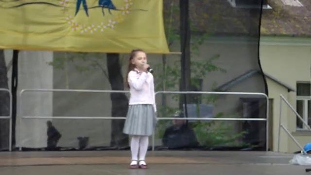 Детская песенка "Капельки" смотреть онлайн