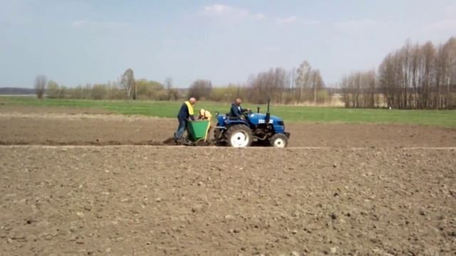 Посадка картошки двухрядной польской сажалкой смотреть онлайн