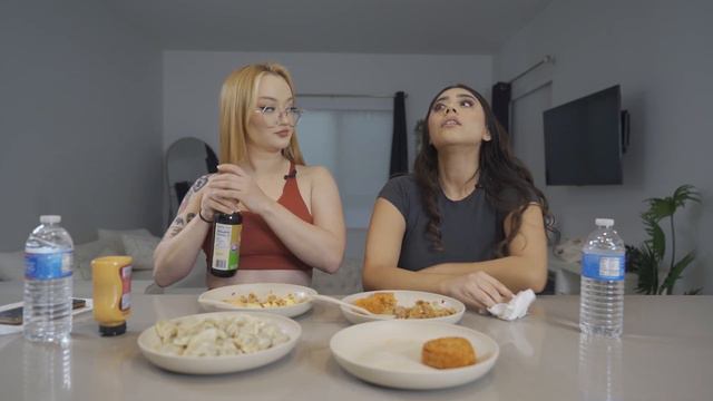ASK ME ANYTHING WITH VIOLET MYERS смотреть онлайн