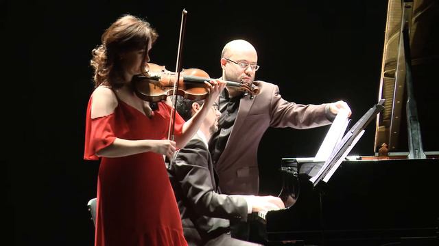 ELGAR - Violin and Piano Sonata Op.82 - 3rd mov. V.Zorina / D.del Pino смотреть онлайн