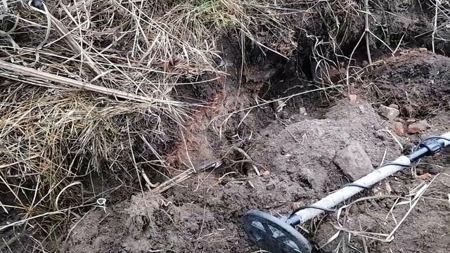 #Шурф с #Minelab Equinox 600