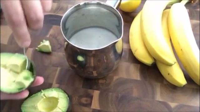 Как Приготовить Молочный коктель / Смузи Авокадо и Банан Рецепт смотреть онлайн
