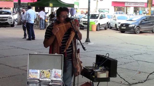 Daniel Flautista Yavi - El Condor Pasa смотреть онлайн