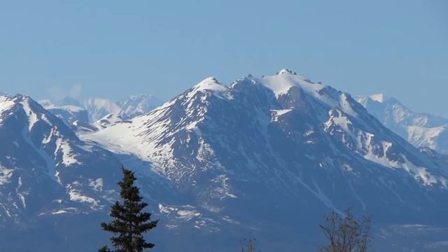 Mt Mckinley Princess Wilderness Lodge view of Denali смотреть онлайн