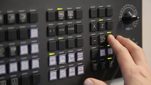 Российский токарный станок "Саста" с оперативной системой управления мод. СА500 FLEX.mp4 смотреть онлайн