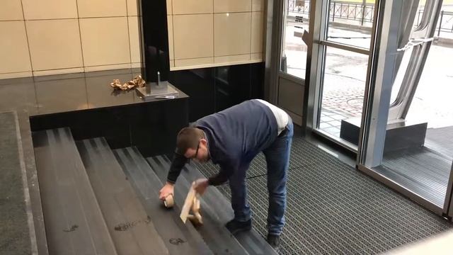 Противоскользящая лента 3М - опыт поклейки смотреть онлайн