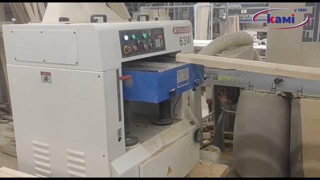 Реймусовый станок со спиральным валом QUADRO 63W Строгание брусков разной толщины на рейсмусе КВАДР смотреть онлайн