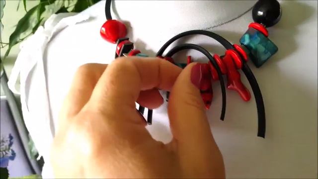 Переделки бус из тигрового глаза, агата, аметиста и опять силиконовые шнуры смотреть онлайн