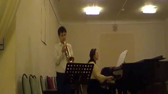 Неаполитанский танец исполняет Пекарский Пётр труба