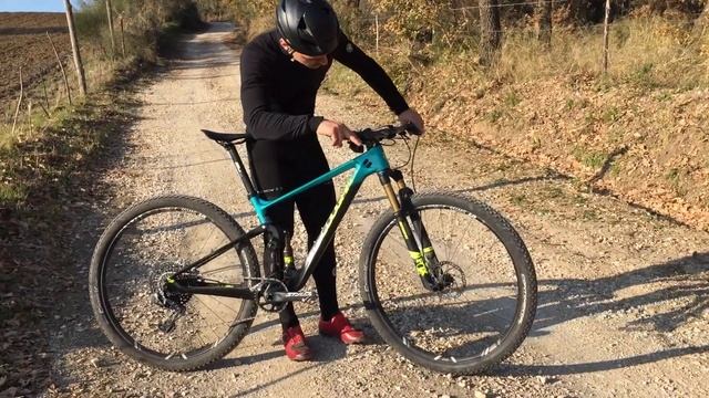 VIDEO TEST - Lee Cougan Crossfire Air 428 смотреть онлайн